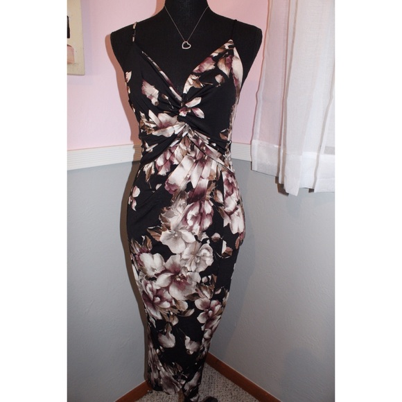 Black Floral Dress - Picture 4 of 8